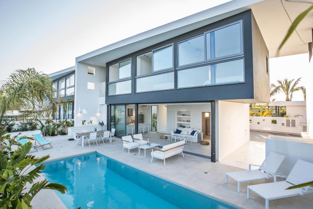 The White H Villa, Protaras, Fresh And Peaceful พาราลิมนี ภายนอก รูปภาพ
