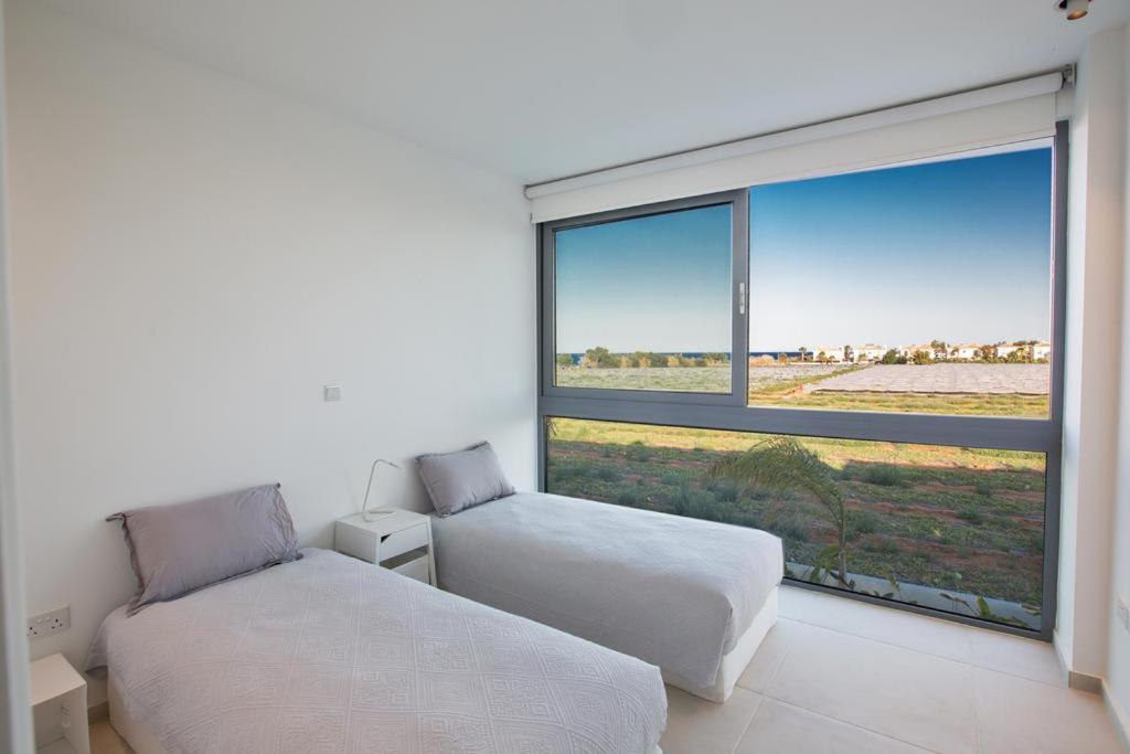 The White H Villa, Protaras, Fresh And Peaceful พาราลิมนี ภายนอก รูปภาพ