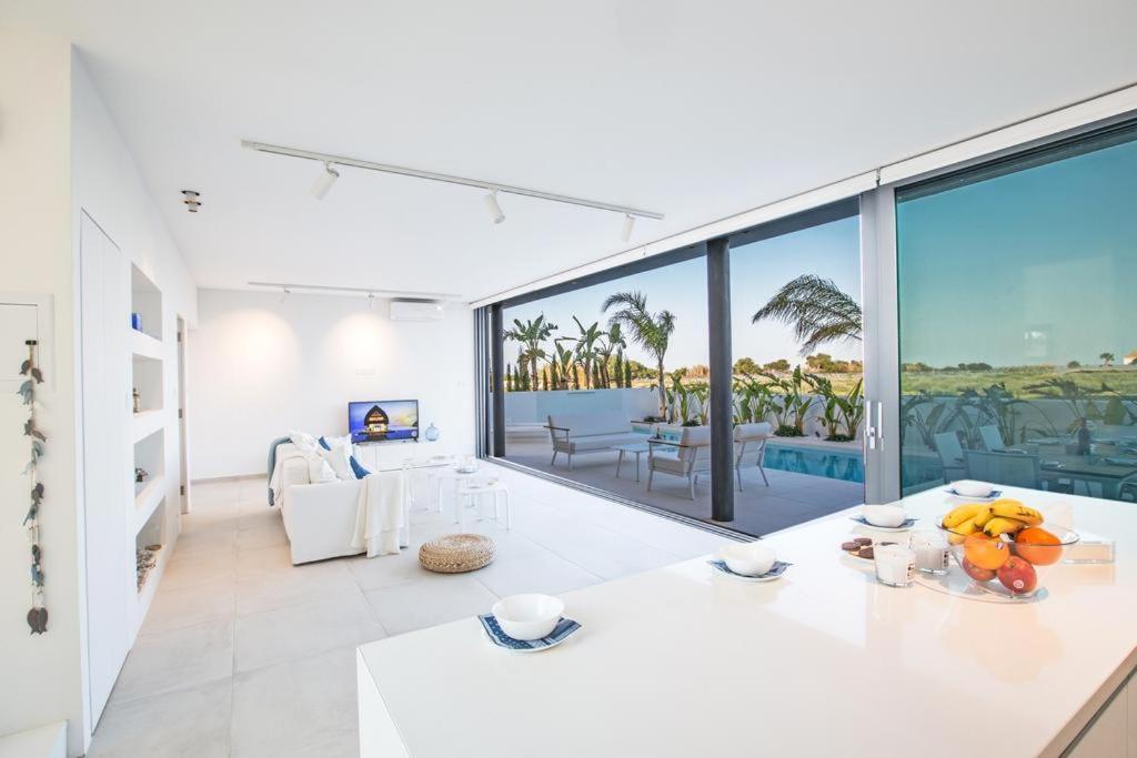 The White H Villa, Protaras, Fresh And Peaceful พาราลิมนี ภายนอก รูปภาพ