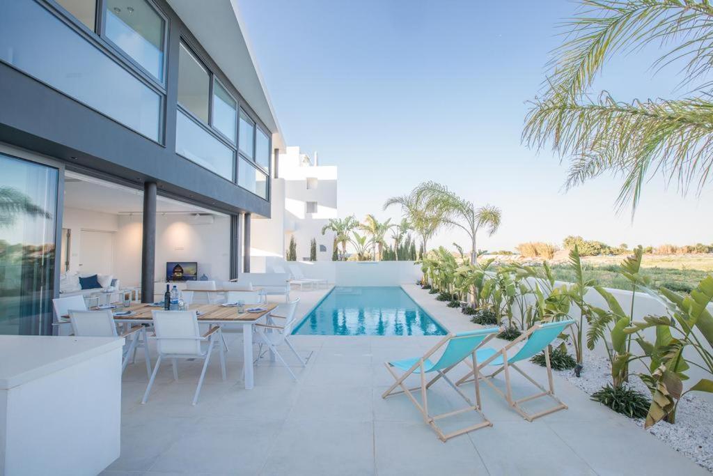 The White H Villa, Protaras, Fresh And Peaceful พาราลิมนี ภายนอก รูปภาพ